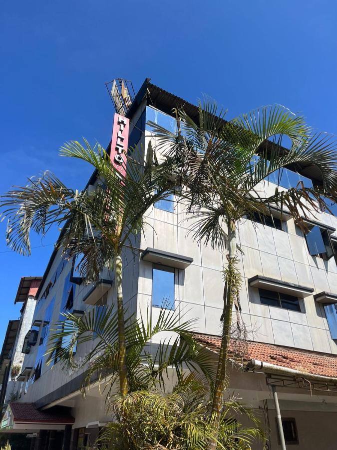 Hotel Hill Town Coorg Madikeri Exteriör bild